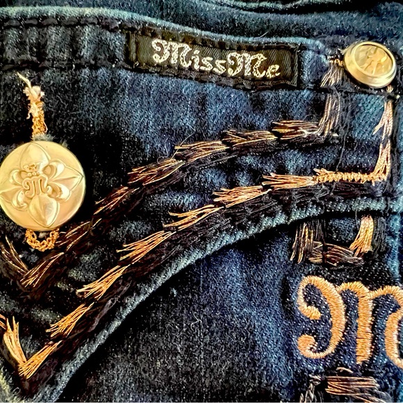Miss me blue jeans super stretch gold thread and crystal heavy metal buttons - Picture 1 of 8